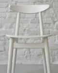 Roze houten stoel BIJU